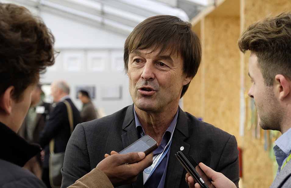 Respekt für den gradlinigen Rücktritt des französischen Umweltministers